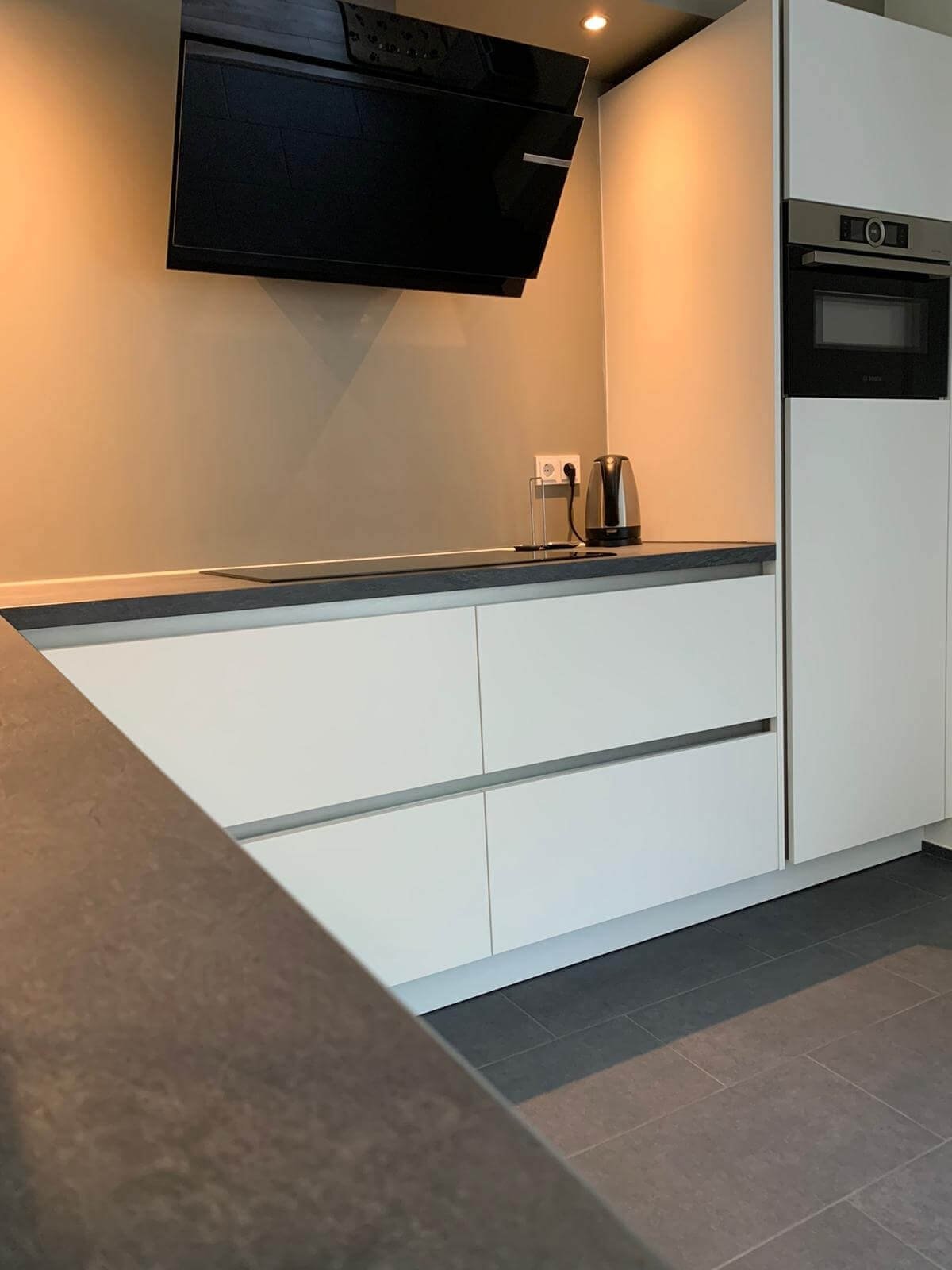 Complete keuken vernieuwd in Delft