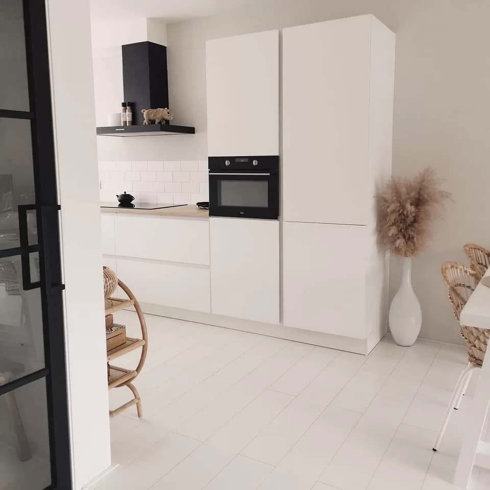 Keuken oven en afzuigkap geplaatst in Delft