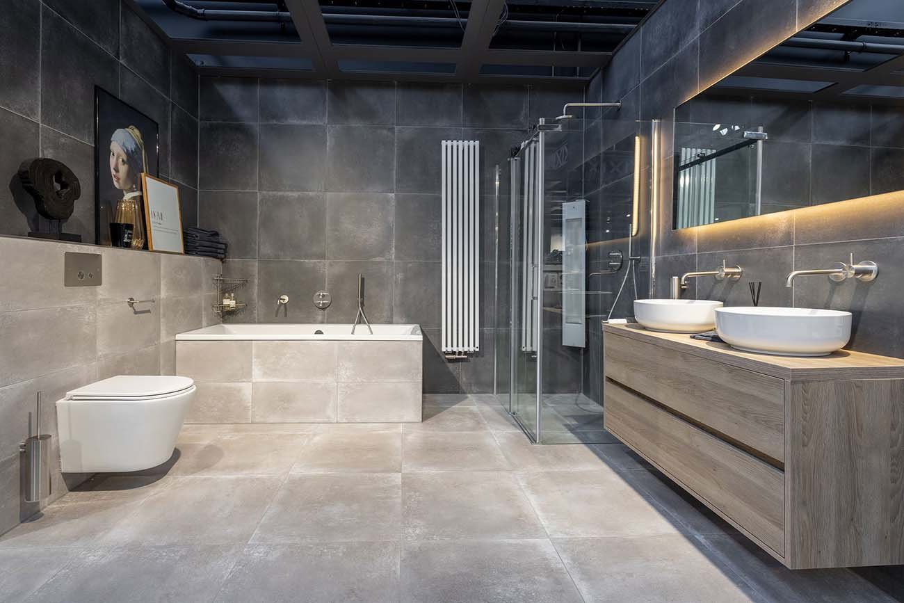 Luxe badkamer gerenoveerd in Delft